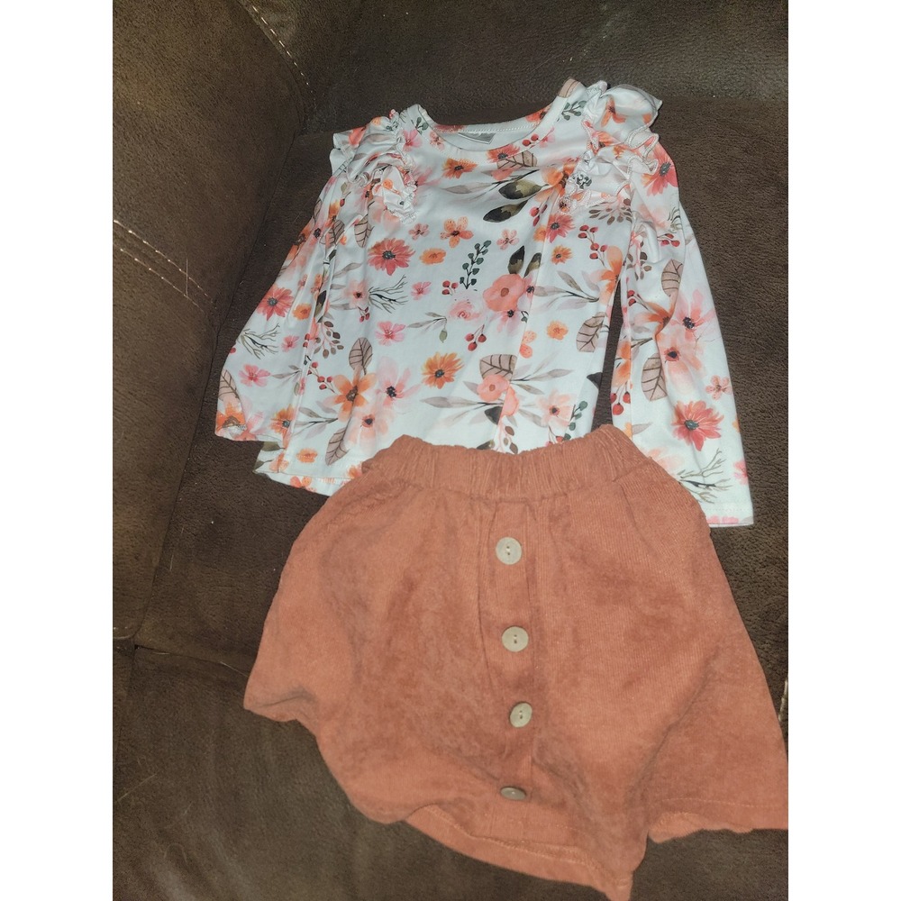 Boutique fall outfit floral top and skirt size‎ small fits like 4 5
